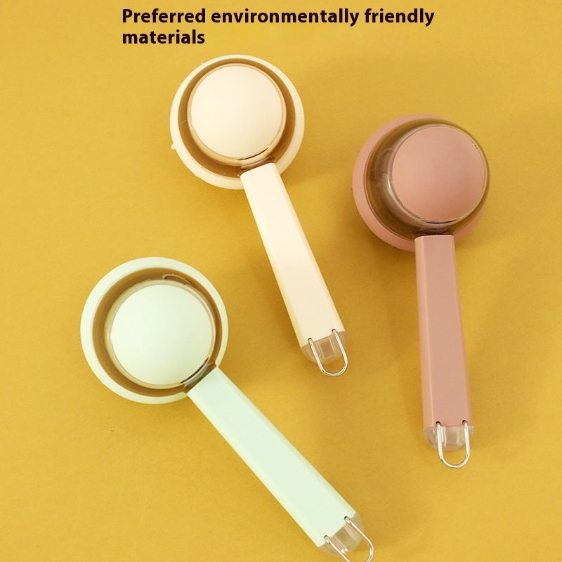 3 in 1 Pet Bath Brush en varios colores para perros y gatos, ideal para limpieza y masaje durante el baño.
